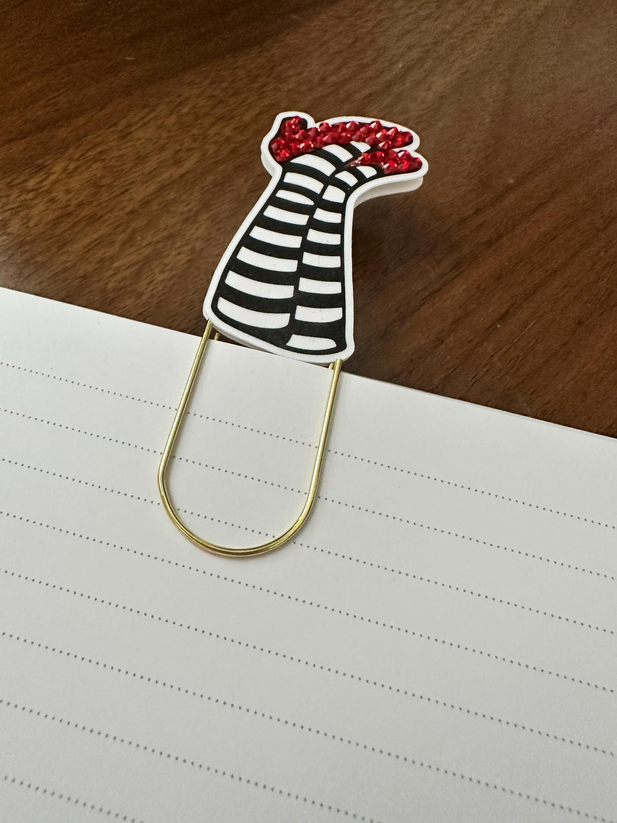RED SLIPPER Paperclips